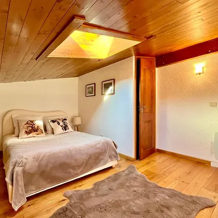 Joly Story Apartment *